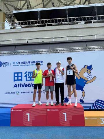 徐立紘 -  全大運金牌