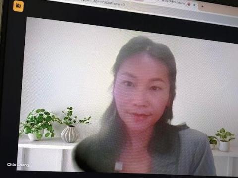 Chia_外商(教育科技)與政府專案專才 - 線上模擬中英語面試，聆聽、給予反饋、並協助修正。'