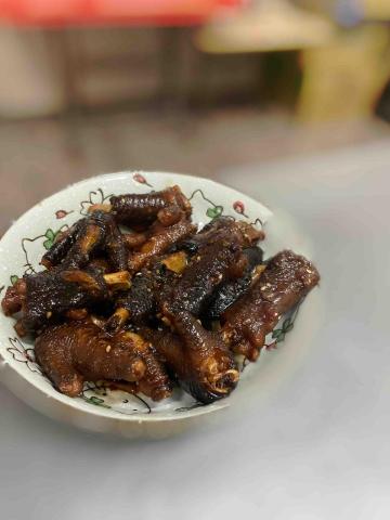 雅雅 - 滷雞爪