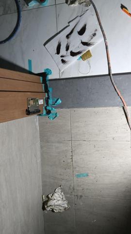 薛 - 門框門檻矽利康打膠