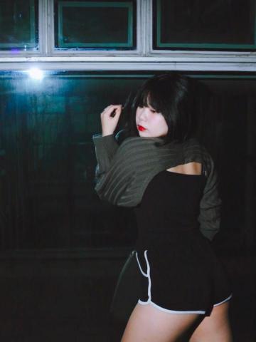 Renee/外拍模特兒 - 