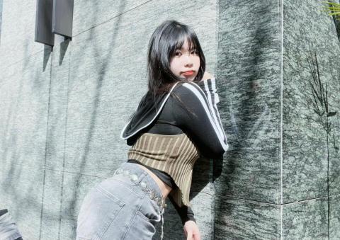 Renee/外拍模特兒 - 