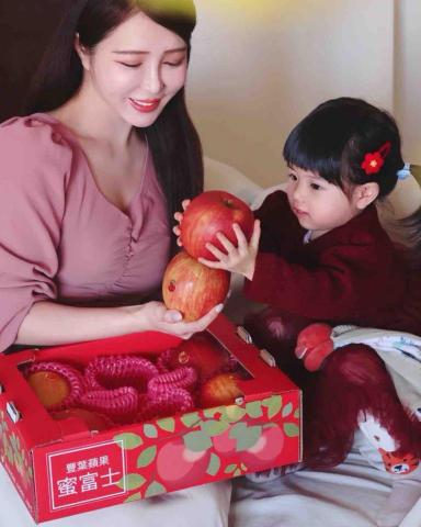 Julie -  業配商品照