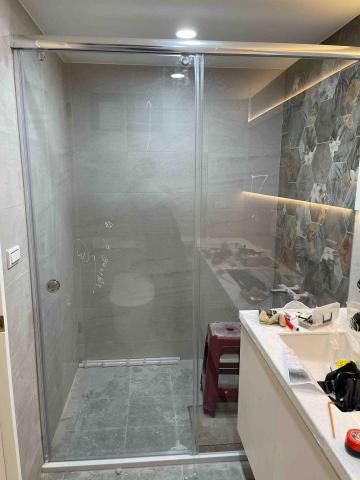 景皓玻璃|小吳師傅 - 一字型左右滑門 景皓玻璃|小吳師傅 - 一字型左右滑門