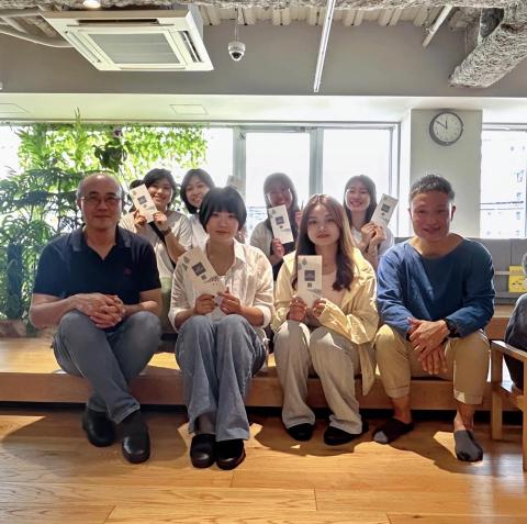 さら　日文家教/翻譯/口譯 - 到東京的KIDS SMILE LABO參訪交流時擔任隨行口譯員（中左）