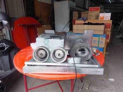 承億科技 - 倒t抽油煙機清洗後