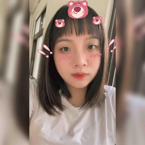 提供兼職網拍模特兒服務的專家呂金隄