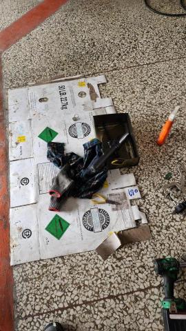 德仁汽車維修工作室 - 前叉耗材更換保養