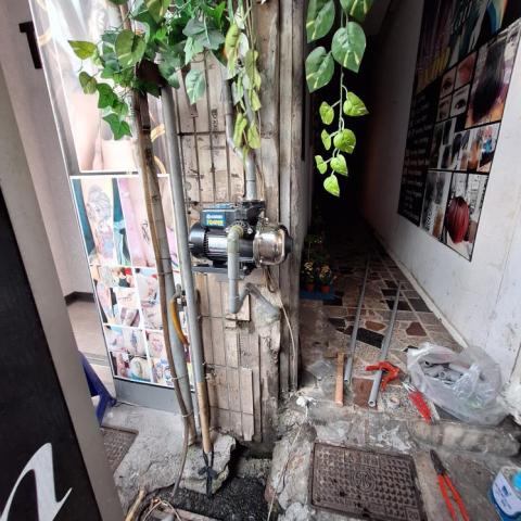 成信全有限公司-黃正傑經理 - 安裝1/2HP TQ-400 電子穩壓抽水馬達