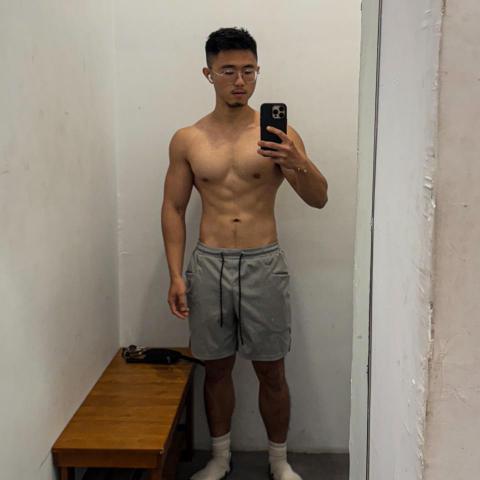 提供怎麼變瘦服務的專家阿榕 Zeric