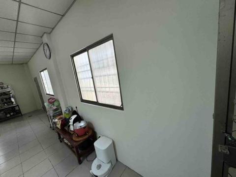 劉澤遠 - 壁癌處理後