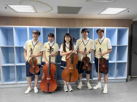 鄭涵珏 -  鄭涵珏 -