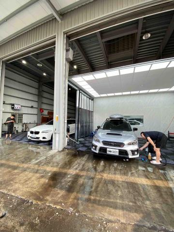 晉琳專業車體美容 - 精緻洗車 晉琳專業車體美容 - 精緻洗車