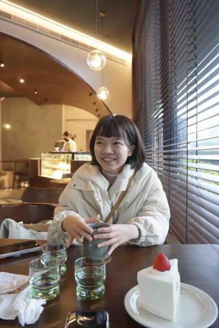 提供edm服務的專家Lily