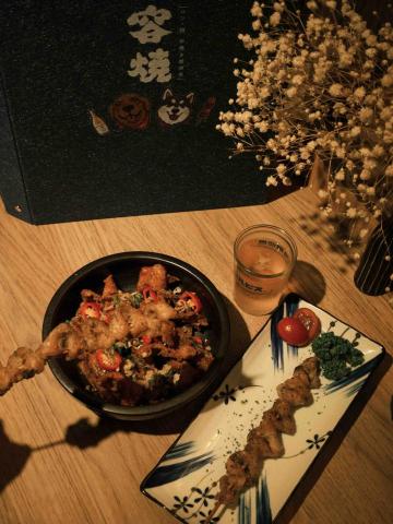 提供煮飯電鍋服務的專家何哲齊