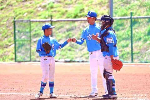 高雄棒球專業訓練 - 忠孝國中棒球隊 高雄棒球專業訓練 - 忠孝國中棒球隊