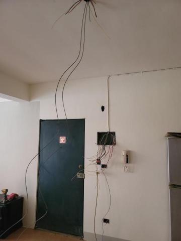 周秋宏 - 全戶線纜抽換