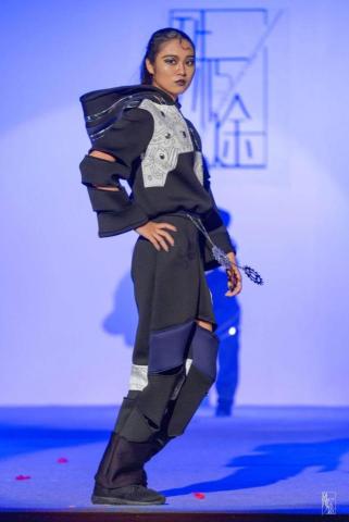 via makeup stylist - 走秀妝髮