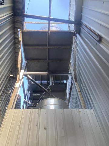 三詠金屬 - 水塔架施工前