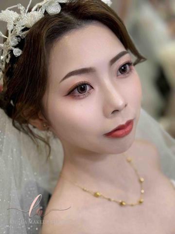 新秘琪拉拉 - 低飽和度的配色純欲又溫柔高級感的妝面，美出高級感！