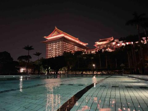 嬰兒親子游泳～成人泳姿調整 - 曾經所做的俱樂部