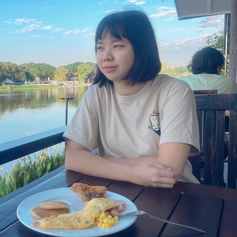 提供照護師服務的專家賴芷榆