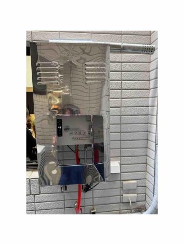 CDWATER澄德淨水廚具設備 - 櫻花 16公升 DH1635F（裝排氣管 鐵罩）安裝完成照