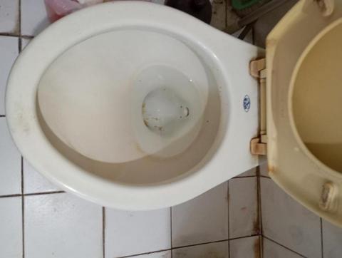 大胖~居家清潔 - 廁所打掃前