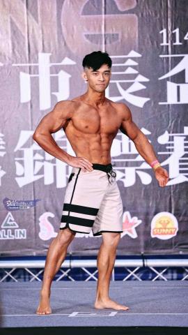 周哲宇 - 基隆市市長盃形體冠