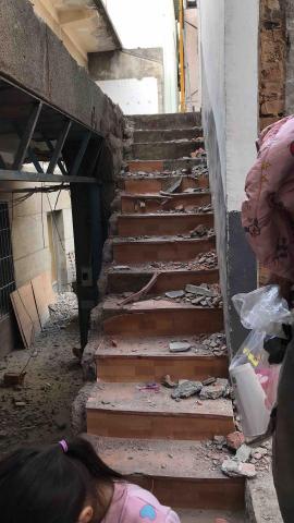 綋聖 - 教會樓梯打除