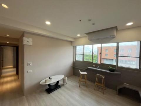 阿誠 - 地板施作