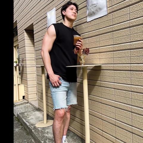 提供182服務的專家Chris 