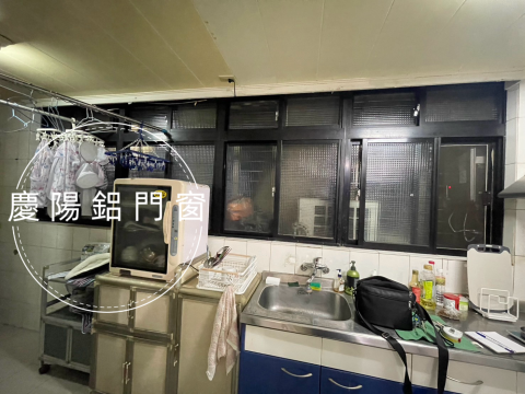 慶陽鋁門窗 - 舊公寓窗戶翻新（翻新前）