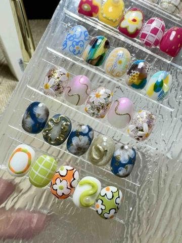 1010 &bull; Aesthetics 拾拾美學 - 