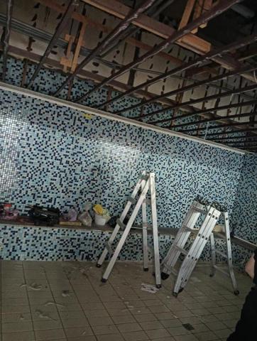 邱杰 - 天花板破裂更新