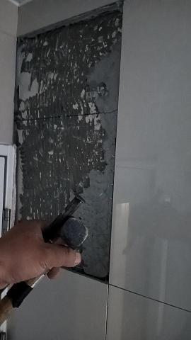 邱杰 - 磁磚修補，，