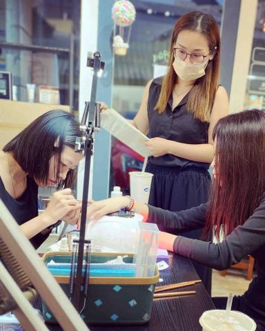 米莉美學-美甲.美睫.半永久眉眼唇.紋髮 - 指甲彩繪檢定模擬 米莉美學-美甲.美睫.半永久眉眼唇.紋髮 - 指甲彩繪檢定模擬