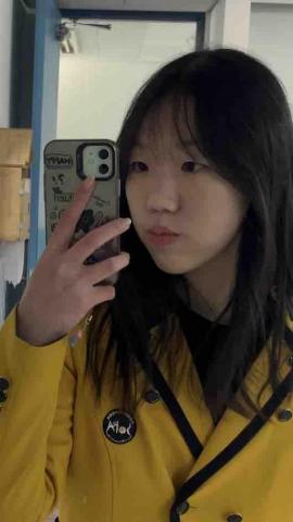 提供唱歌服務的專家黃暄芸