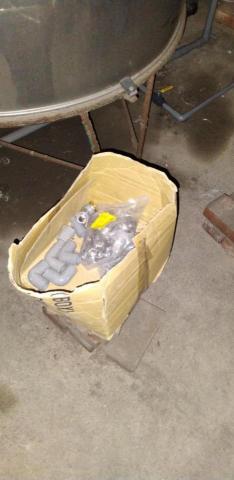 煜伸水和電維修 - 加壓馬達配管延伸獨立水龍頭。