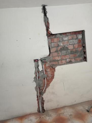 阮建昇 - 室內電視網路整修