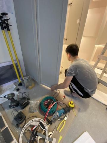 WeHome室內設計 - 櫃門組裝