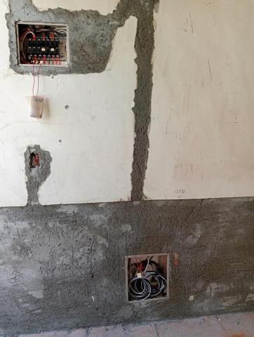 阮建昇 - 埋設開管巷及弱電箱