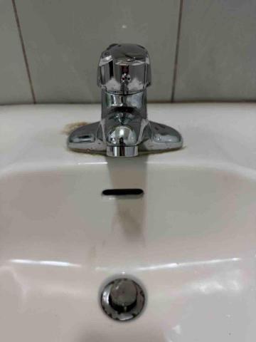 鍾俊宏 - 施作後/臉盆三孔龍頭