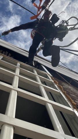 螢火蟲 - 高空作業