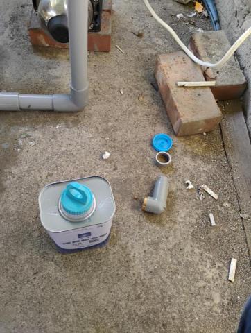 煜伸水和電維修 - 加壓馬達配管延伸獨立水龍頭。