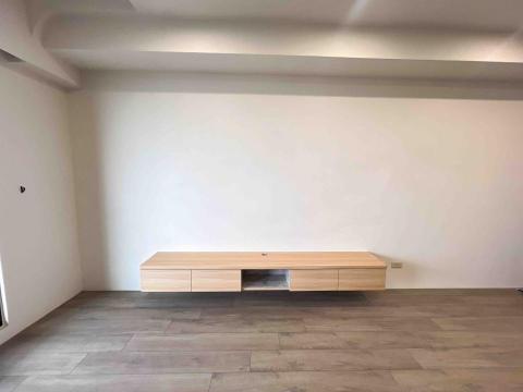 王梓麟 - 鳳山新成屋客廳電視櫃