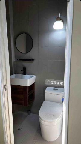 佳昆水電 - 浴櫃安裝
鏡子檯面安裝
馬桶安裝