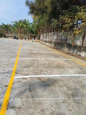 松馨油漆工程 - 停車格