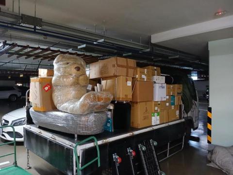 【誠昱運輸】～專業運輸/搬家/物流~ - 婚禮公司搬遷