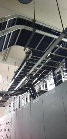 豪亮工作室 - Cable tray安裝
電纜佈設~